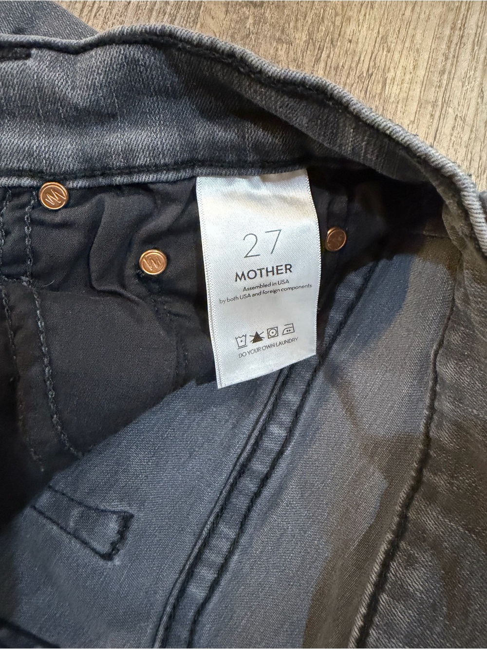 Mother insider crop step fray Sz 27 - Picture 4 of 7